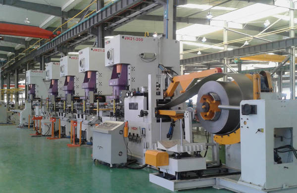 Dập kim loại: Nền tảng của ngành công nghiệp hiện đại