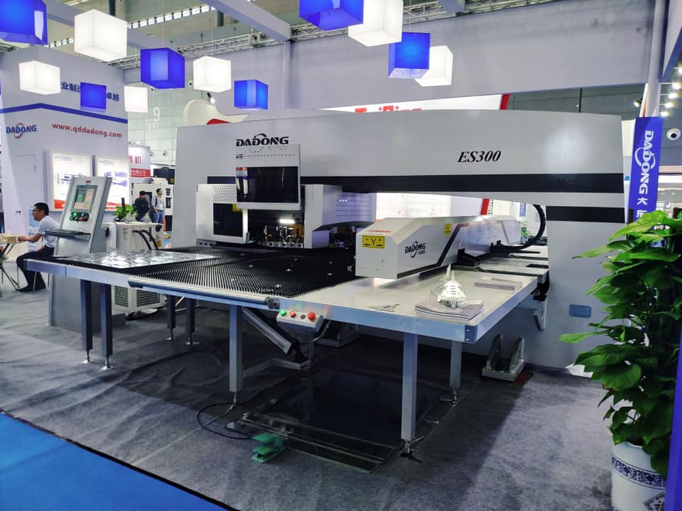 Dập kim loại: Nền tảng của ngành công nghiệp hiện đại